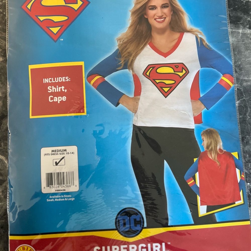 Supergirl Halloween Costume Shirt With Cape Medium 10-14 Adult NEW